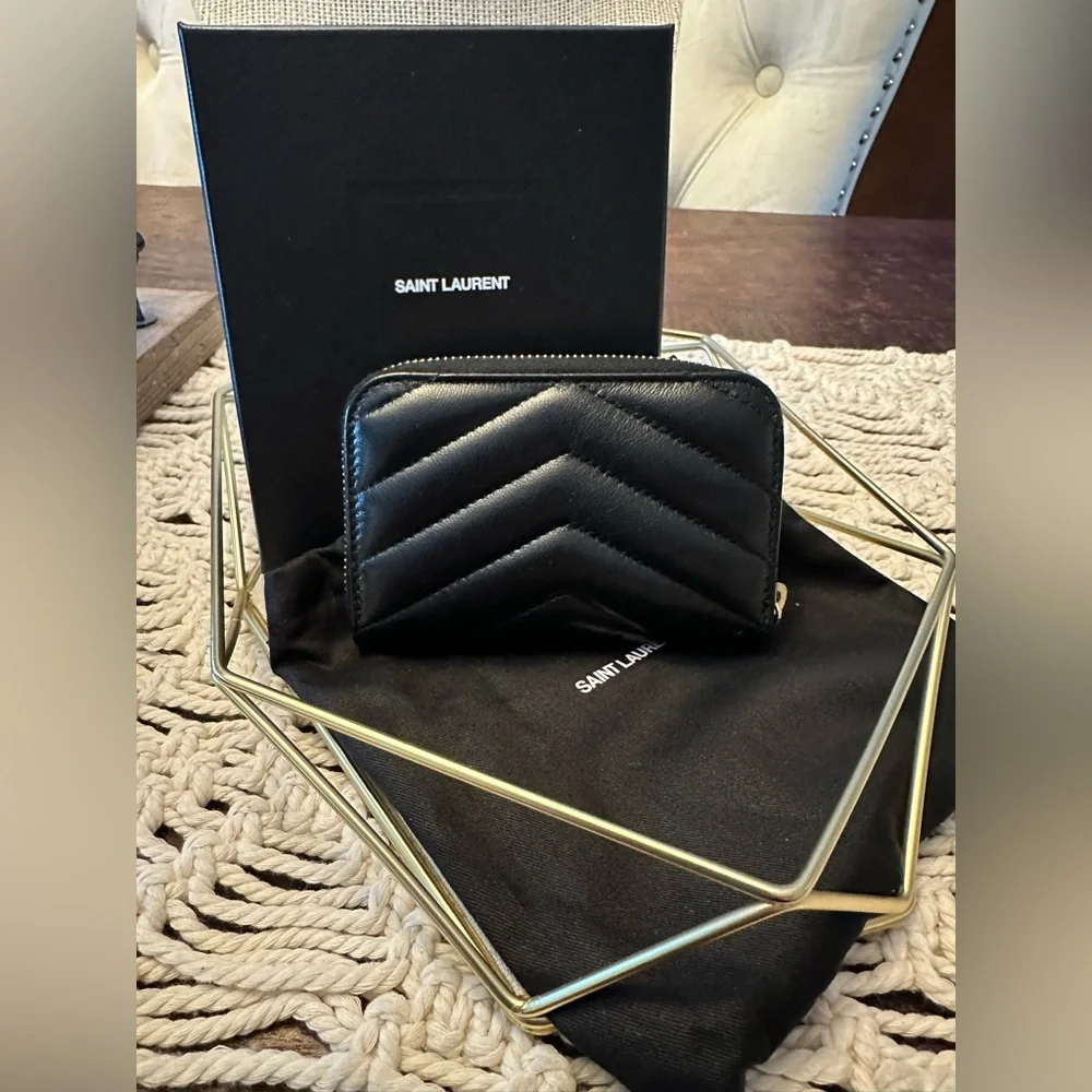 Saint Laurent Cassandre Zip Around Wallet In Lambskin - Black/Gold - Picture 2 of 6